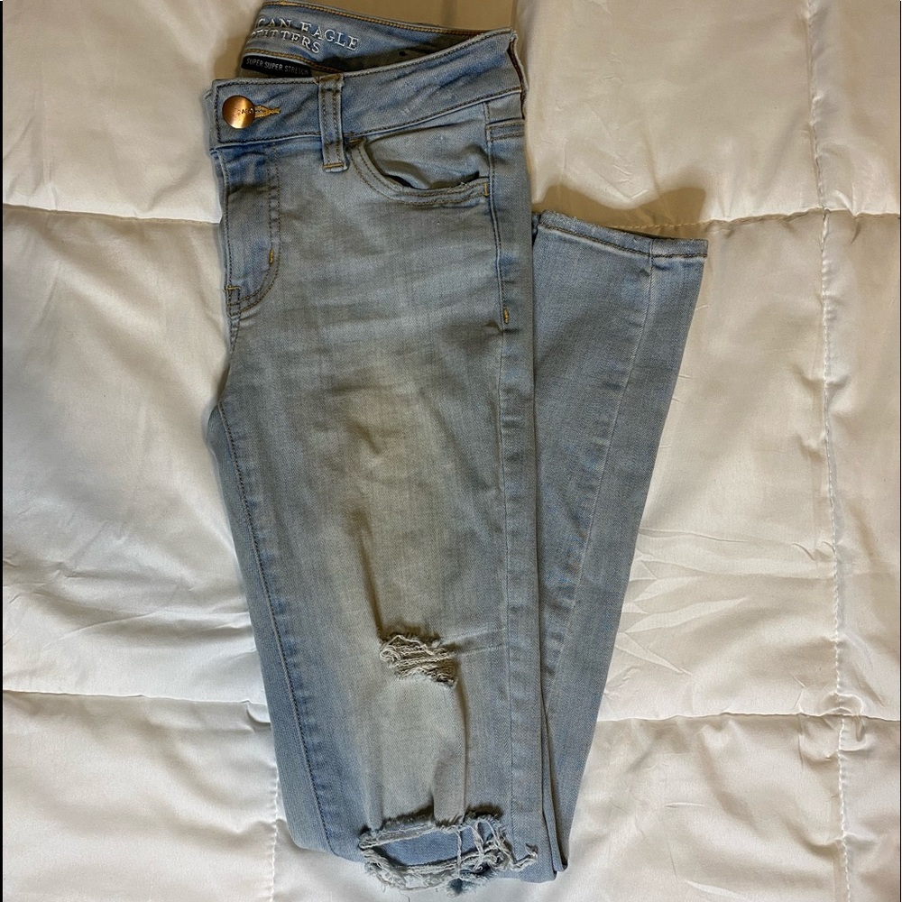 Light wash American Eagle jeans